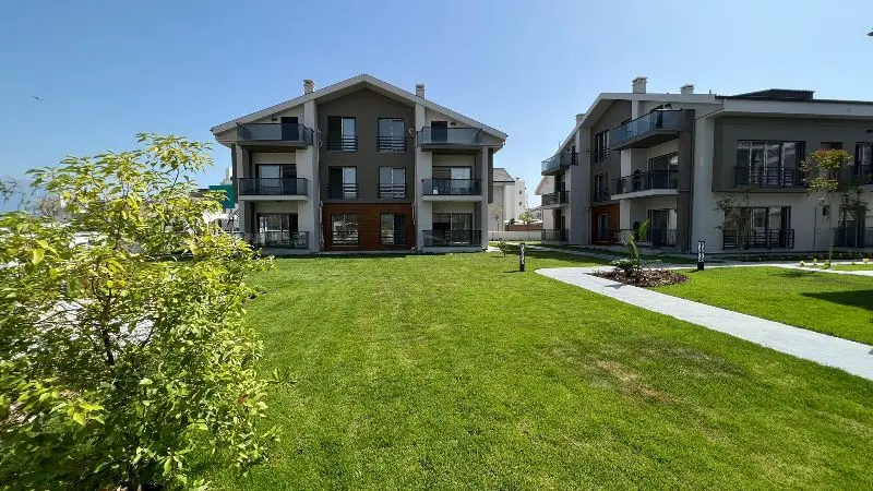 Homes in Calis